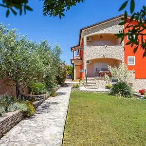 villa-orange-ii.in-istria.net/